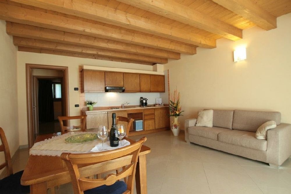 Agriturismo Tre Rondini เลนญาโก ภายนอก รูปภาพ